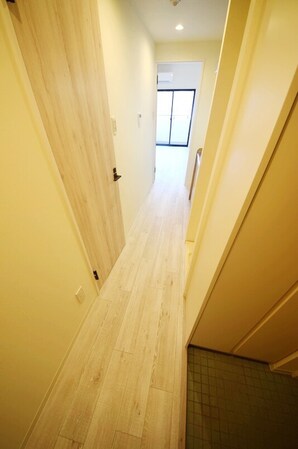 CRESCENT COURTの物件内観写真